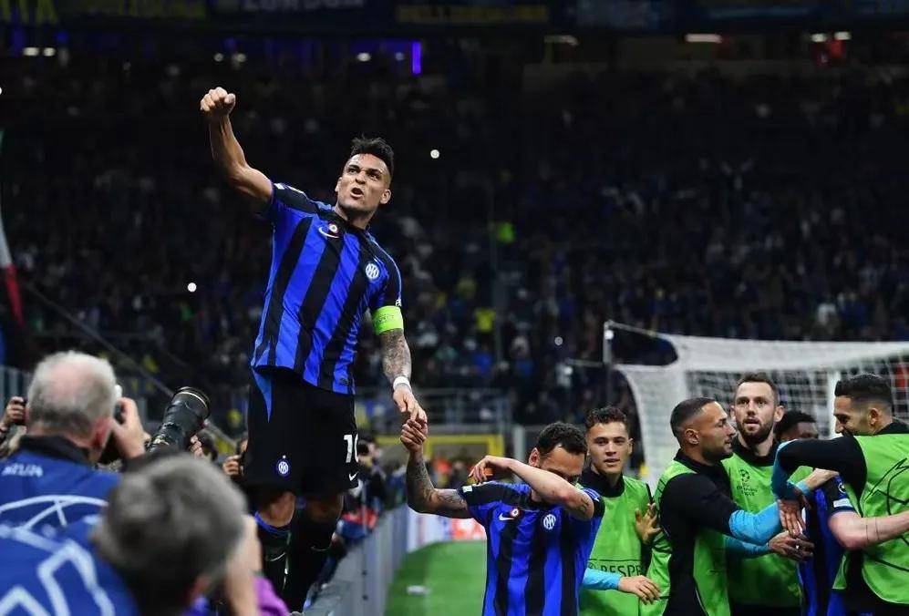 而莱昂纳多 而莱昂纳多