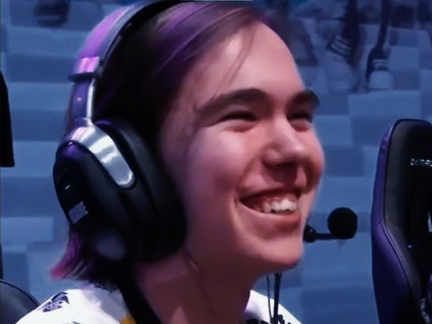 向前迈进的 向前迈进的