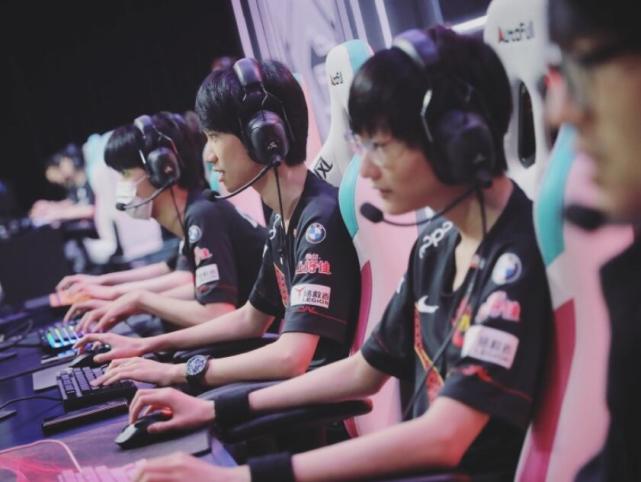 翼完成致命 翼完成致命